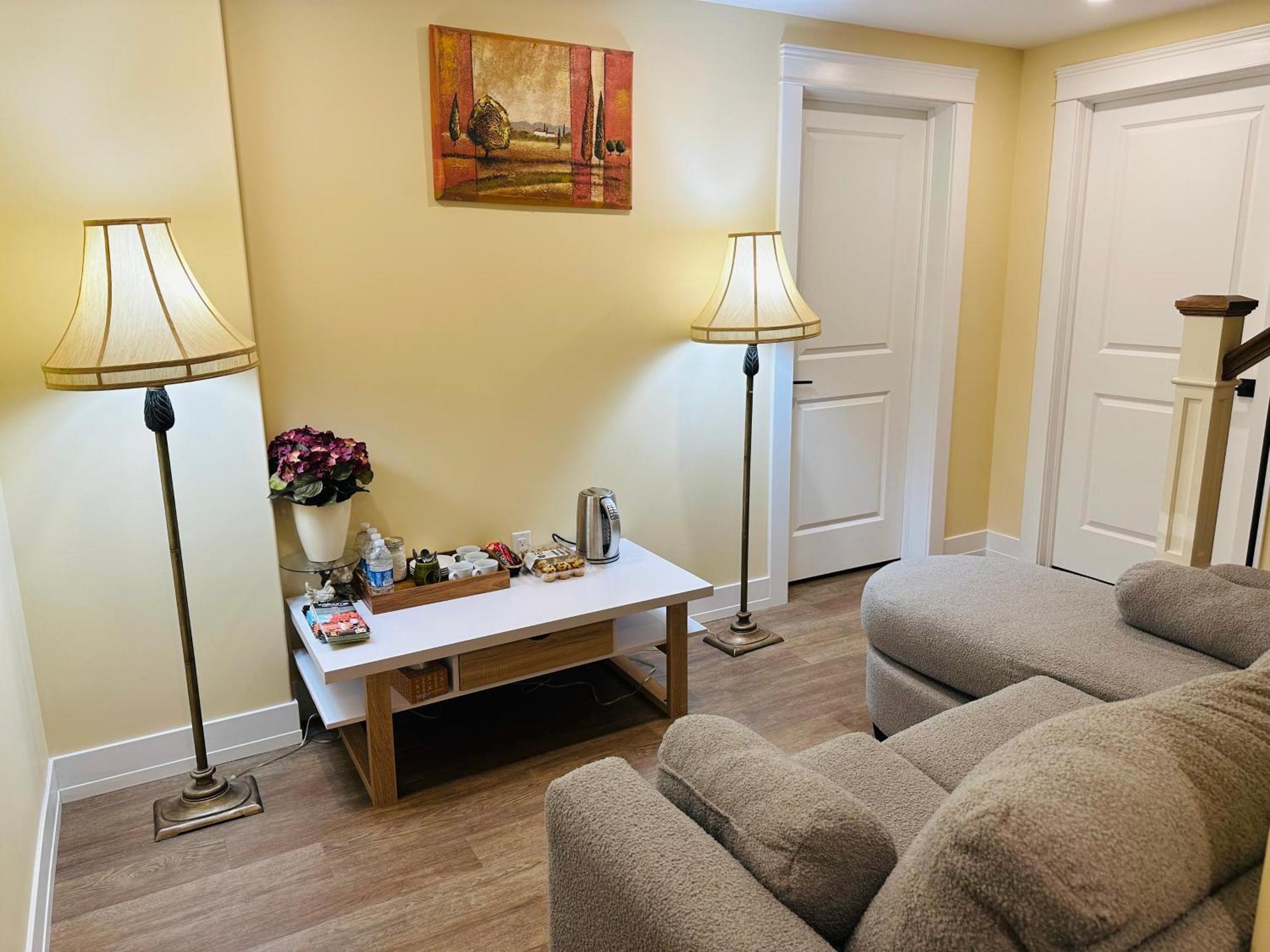 Luxurious Basement Retreat Apartment Charlottetown Exterior photo