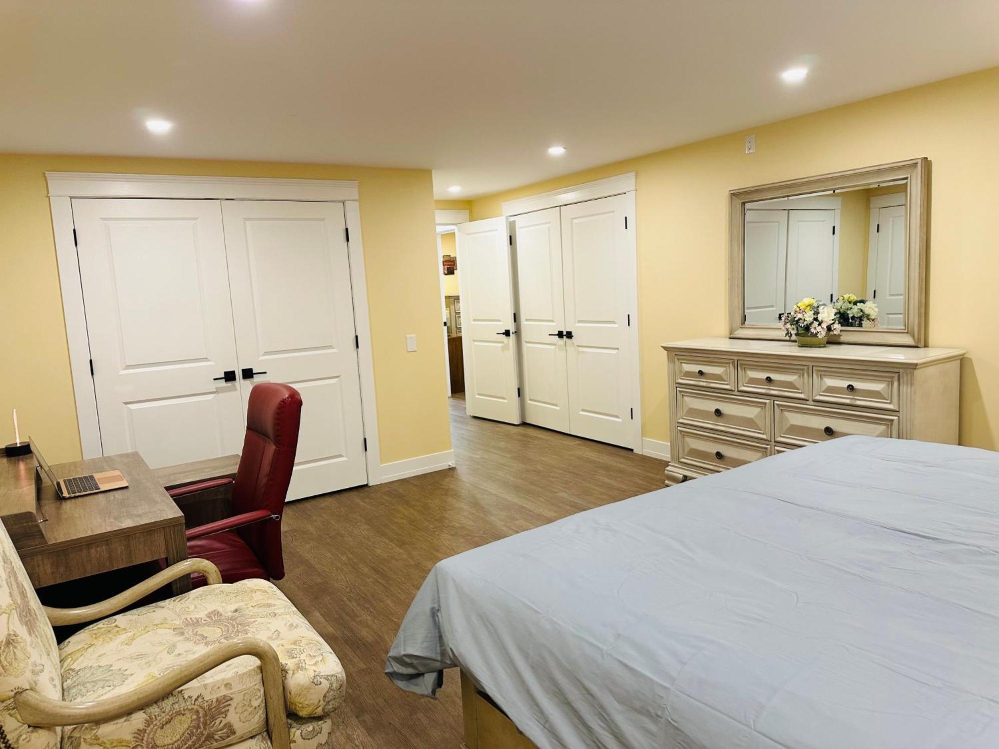 Luxurious Basement Retreat Apartment Charlottetown Exterior photo