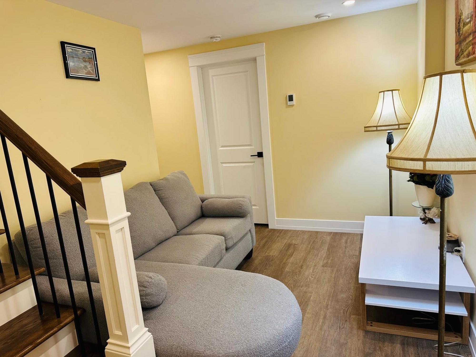 Luxurious Basement Retreat Apartment Charlottetown Exterior photo