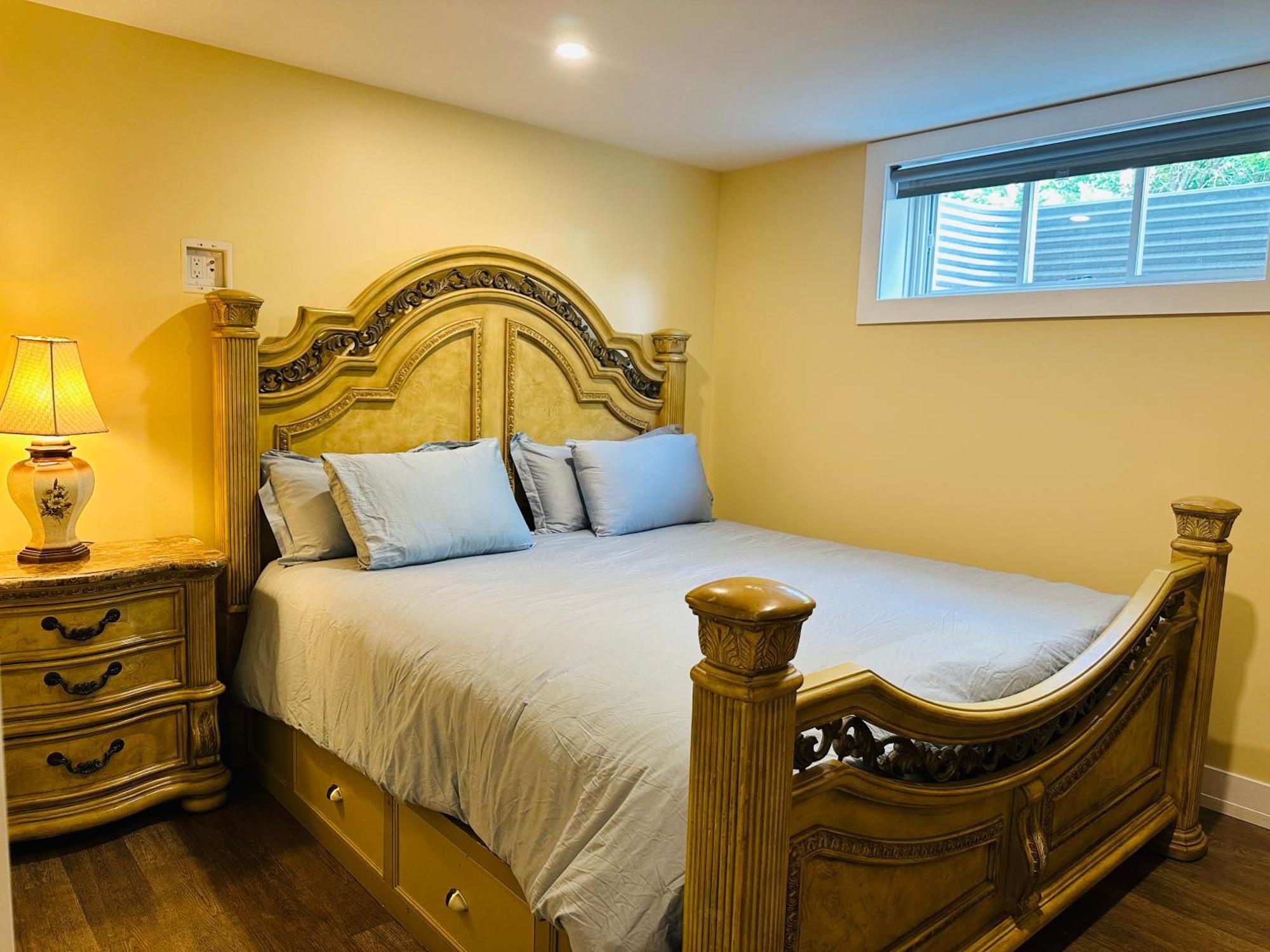 Luxurious Basement Retreat Apartment Charlottetown Exterior photo